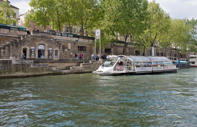 Barco turístico de París Batobus - Foto 4