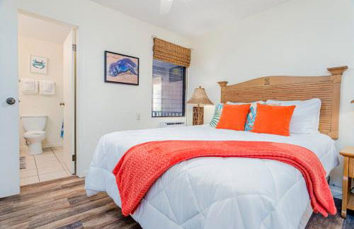 Central and Bright 2 BR, 2 BA, Pool and Oceanview - Foto 16