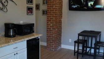 The Jazz Room - Executive Suite Downtown Riverside - Foto 3