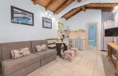 Family Villa Lipica with private pool and jacuzzi - Photo 29