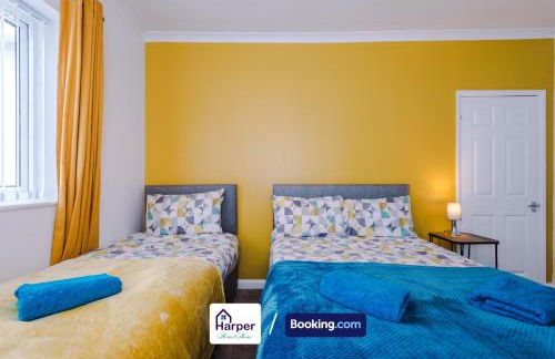 Lux Stay at Buckley 4BR Sleeps-10 7 Beds - Foto 26