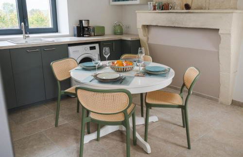 L'Eperonnette, cozy house with swimming pool, surrounded by vineyard, near St Emilion - Foto 36