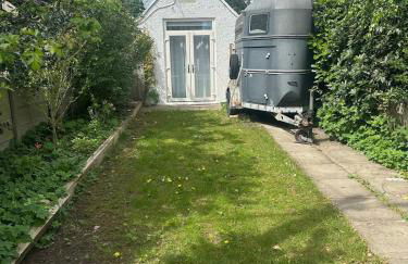 The Telephone exchange very quaint hot tub stay - Foto 16