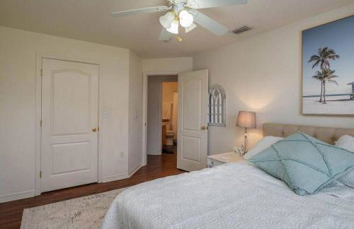 Fireside Hot Tub, King Bed Suite - Foto 22