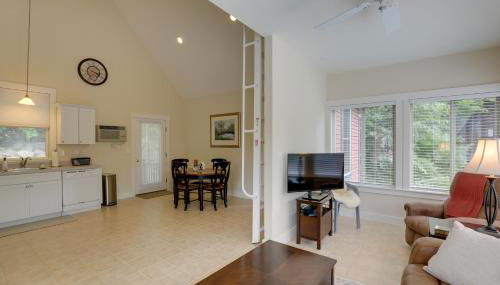 Inviting Summer Village Cottage Golf Cart and More! - Foto 4