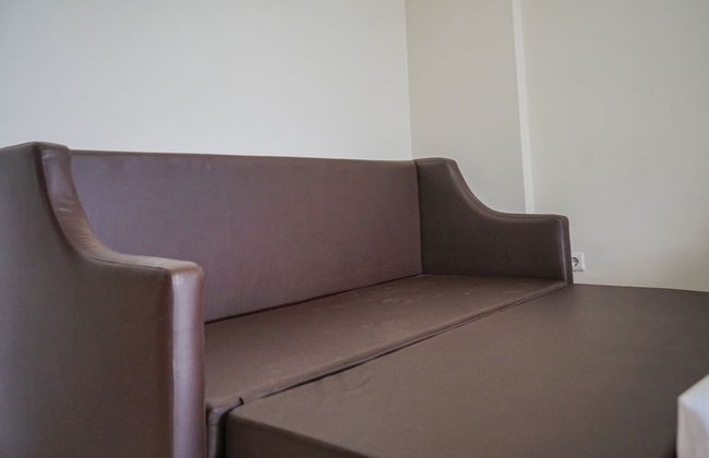 Simply Minimalist Studio at Green Park View Apartment - Photo 3