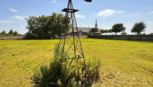 Tranquil 1,5 Acre Retreat with Modern Comfort - Foto 3