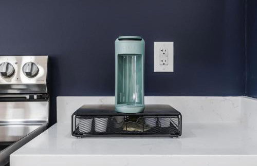 Chic Boho Retreat Near Downtown - Photo 33