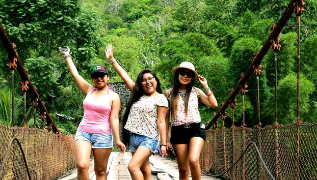 Tour por el valle del Perené - Foto 2, Puente sobre el río Perené