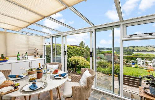 Curlew Cottage - Character Cottage with Superb River Views - Foto 7