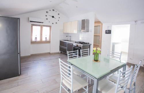 Mansarda in centro - Relax a due passi dal Lago Maggiore - Foto 6