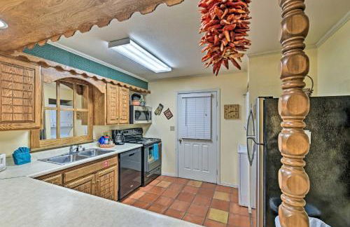 Red River Townhome with Balcony and Mtn Views! - Foto 7