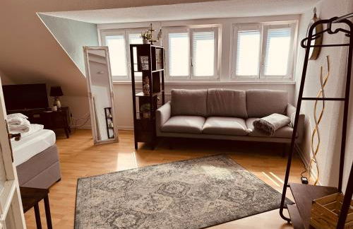 Gemütliche Dachgeschosswohnung - Foto 1