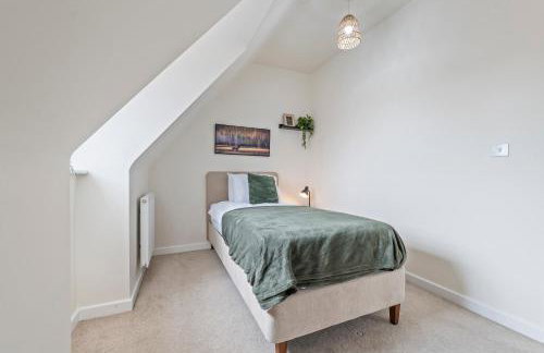 4Bed 3bath Bedford Sleeps 7 Driveway parking for 2 - Foto 23