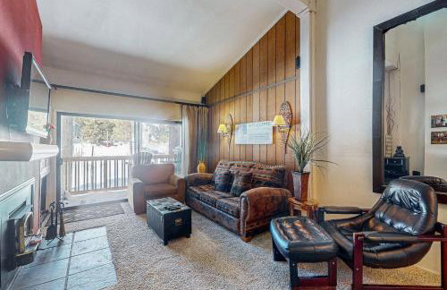 Summit 295 - Photo 1