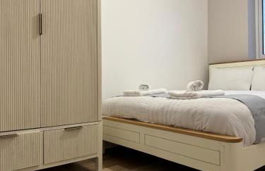 Stylish 2 Bed Apt Near Birmingham - Foto 10