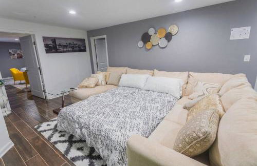 Spacious 5 BR House w/ Gym - Foto 14