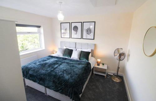 Cosy Modern 3 Bedroom House in Bradford City - Foto 49