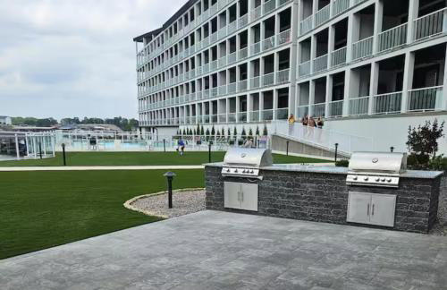 Upscale Lakeside Condo with Extraordinary Amenities at Topsider in Osage Beach 19mm - Photo 60