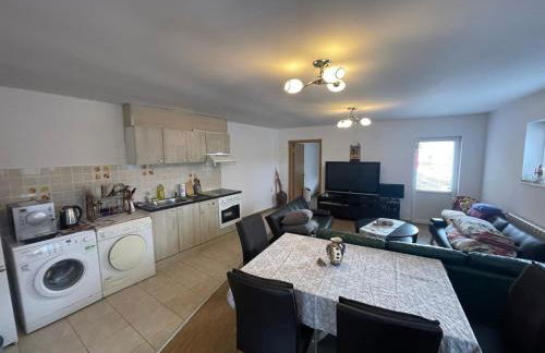 Günstige und komfortable Wohnung in Regenstauf - Foto 8