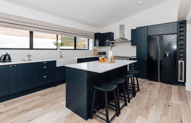 Home Farm Holiday Homes - Sleeps 26 - From 1415 Per Night - Foto 2