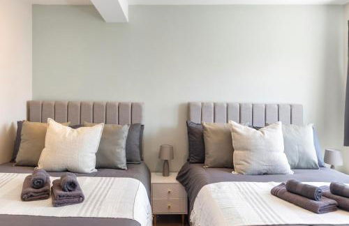 Kew View Suite 2BR Sleeps 9, Walk to Tube & Sights - Foto 26