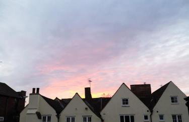 Milton House - Photo 16