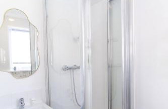 Open Mind Property - 4 Beds 2 Bathrooms & Parking - Photo 12