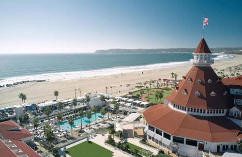 Entire Private Home with 4 Bedrooms 3 Bathrooms, King Bed, Big Yard, Prime Area, Ranch Style, Available Now - Photo 73