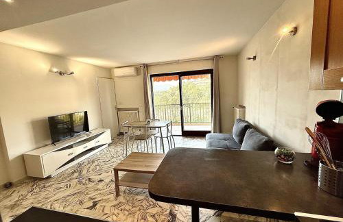 T2 lumineux avec piscine et plage à pieds à Mandelieu-la-Napoule - Foto 8