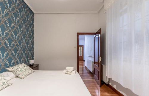 Tu hogar en Bilbao para 4 personas - Foto 2