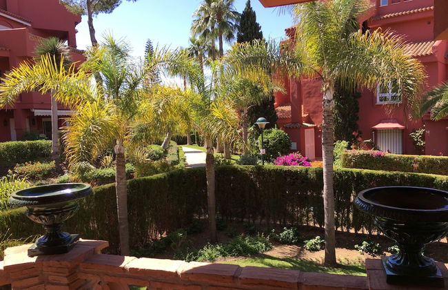 Luxury Apartament in 5 Star Urbanización - Photo 25