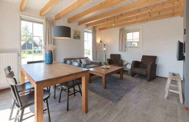 2 bedroom House in Wemeldinge with garden and terrace - Photo 2