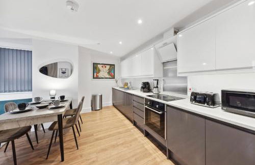 Modern 2-Bed Apartment with Gym Access - Foto 13