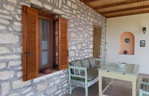 Το πετρόσπιτο - Foto 24