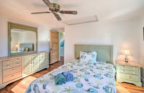 Chincoteague House with Enclosed Porch and Deck - Foto 22