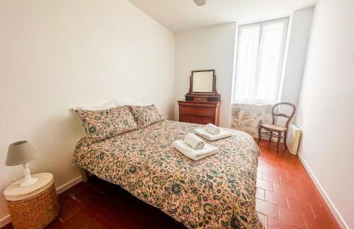 Cozy - Centre Historique - Gare à proximité - Grande Terrasse - Photo 6