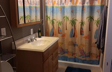 Coastal Getaway - Photo 2