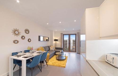 LillyRose Serviced Apartments - St Albans City Centre, Parking - Photo 15