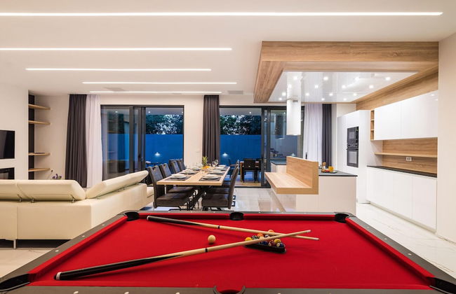 Luxury Villa With Private Indoor and Outdoor Pool - Foto 28