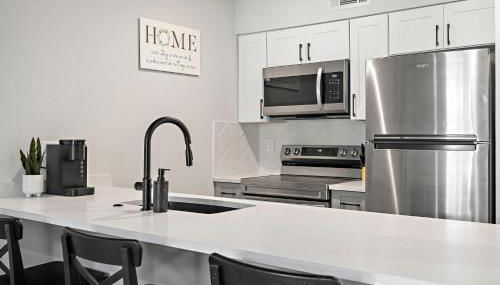 Chic & Stylish 1BR Retreat near Zilker Park - Foto 4, stove