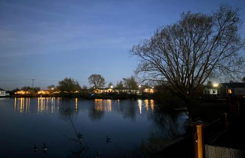 Rachels Luxury Tattershall Hot Tub & Fishing Retreat - Foto 79