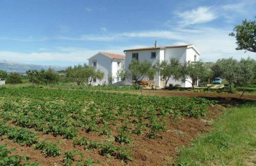 Apartment With a Pool, Mountainview, Near the Sea! - Photo 36