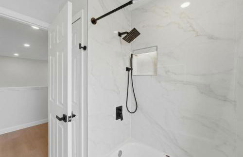 The Seasons Retreat 5BR Oasis with Private Pool - Foto 24