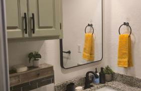 Cozy Comfy and Peaceful Oasis Getaway with Porch - Photo 6