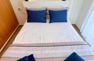 GATU Villa Atardecer en la playa de las Redes " Preferente mayores de 21 años y familias " - Foto 28