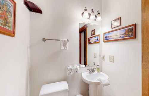 Mountain Cascade - Foto 12