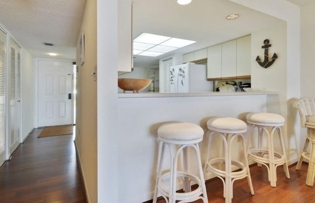 Direct Oceanfront With Private Staircase To Beach Prestigious Islamorada Condocomplex 2 Bedroom Condo by RedAwning - Photo 6