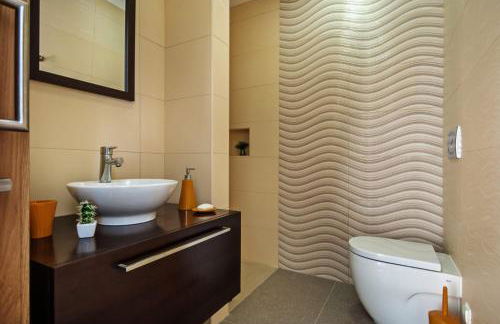 Villa Viana by Villa Plus - Photo 17