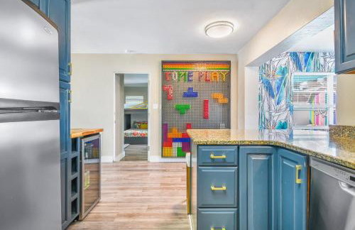 Lite Brite Beach Escape - Shine Brite, Relax Right! - Foto 37